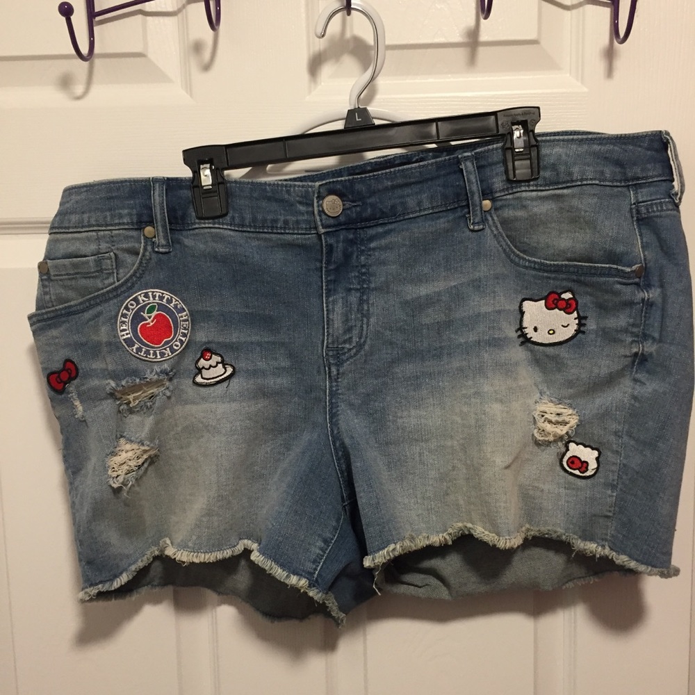 Hello Kitty torrid shorts